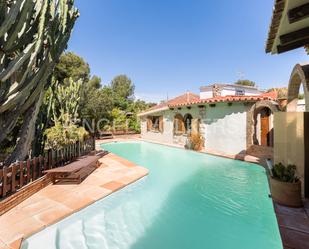 Piscina de Casa o xalet en venda en Paterna amb Aire condicionat, Calefacció i Jardí privat