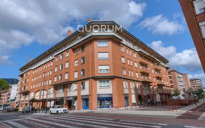 Exterior view of Flat for sale in Etxebarri  with Heating, Storage room and Balcony