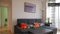 Living room of Flat to rent in  Madrid Capital  with Air Conditioner, Heating and Furnished