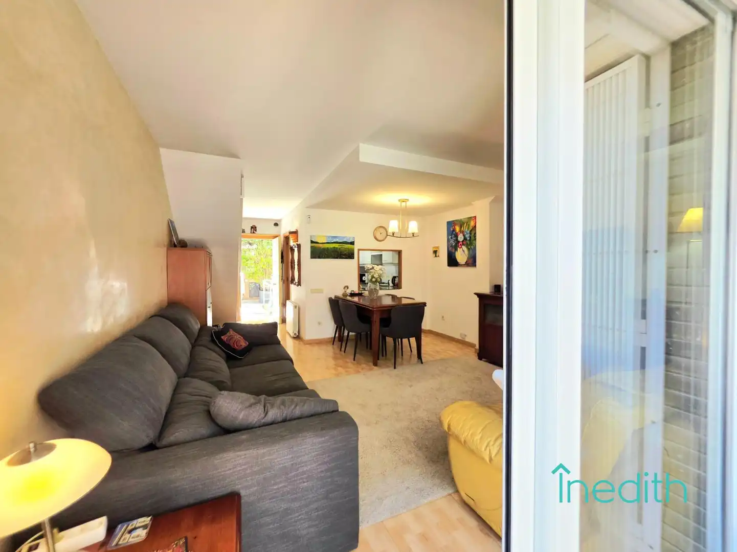 Sala d'estar de Casa o xalet en venda en Barcelona amb Aire condicionat, Calefacció i Terrassa