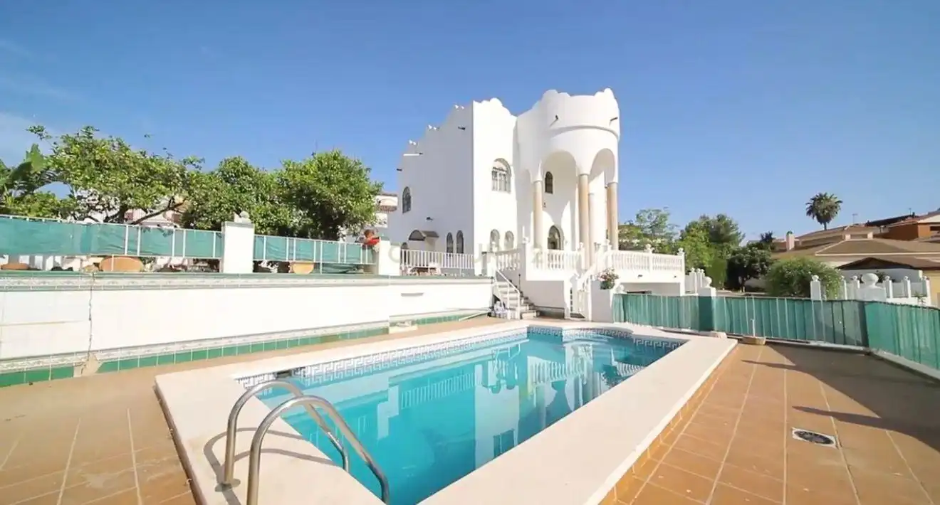 Casa o xalet en venda a Puertosol