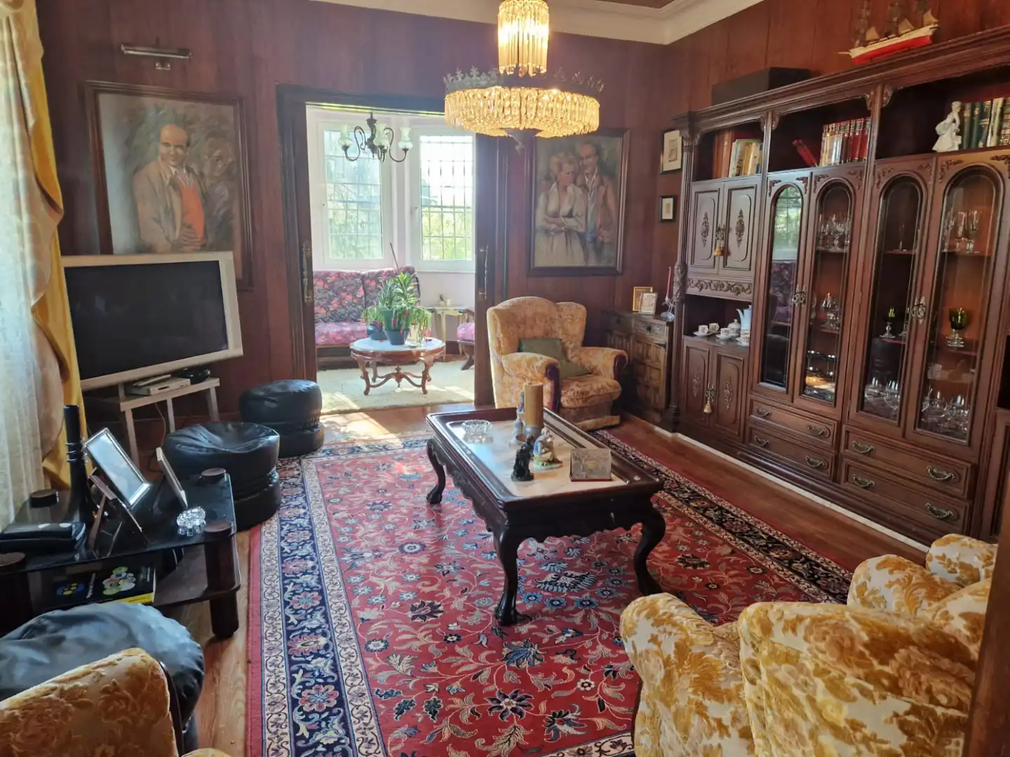 Sala d'estar de Casa o xalet en venda en Castrillón amb Calefacció, Terrassa i Traster