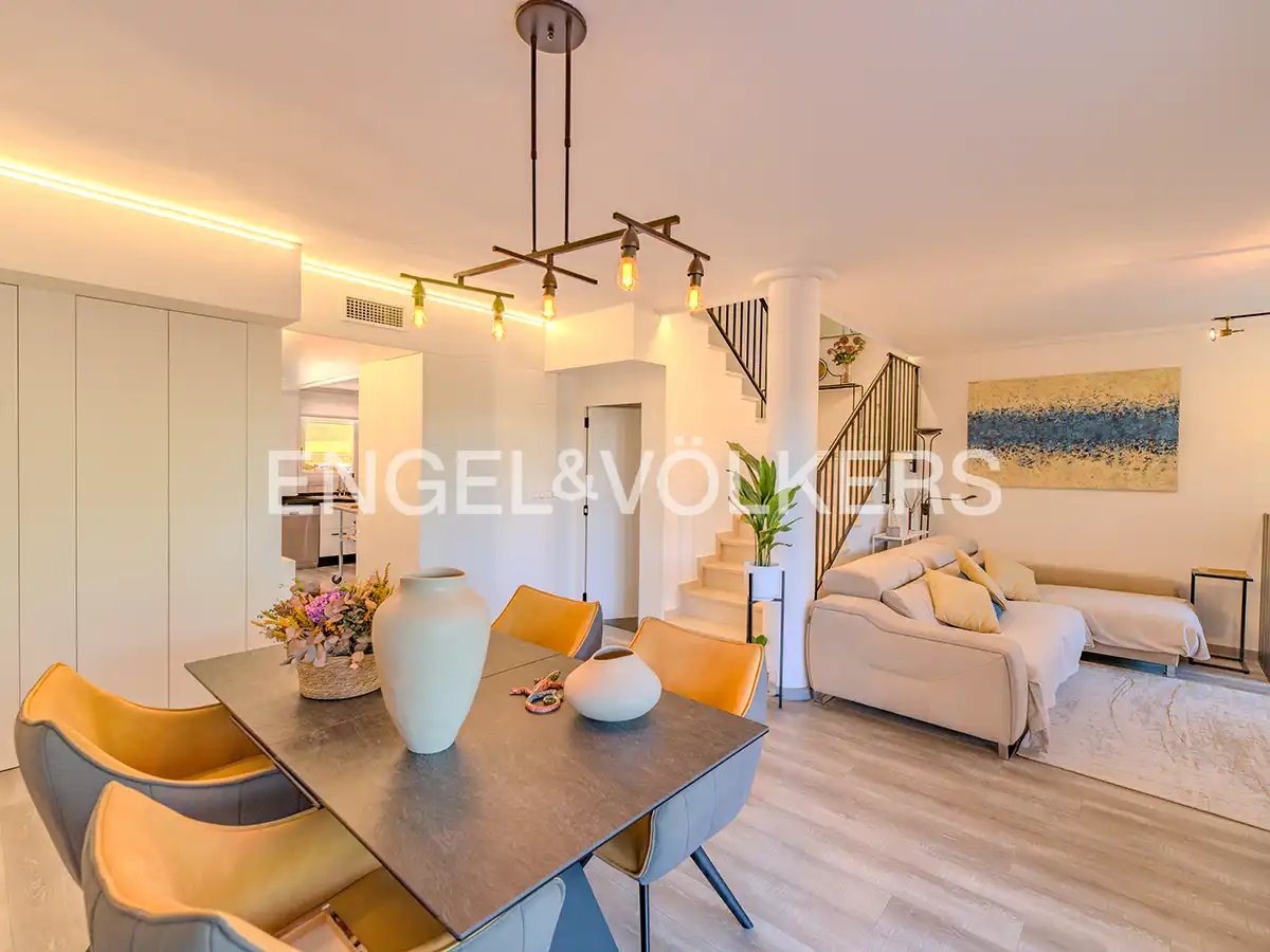 Casa bifamiliare con balcone in vendita a Carrer Pintor el Greco 8, imagen 14
