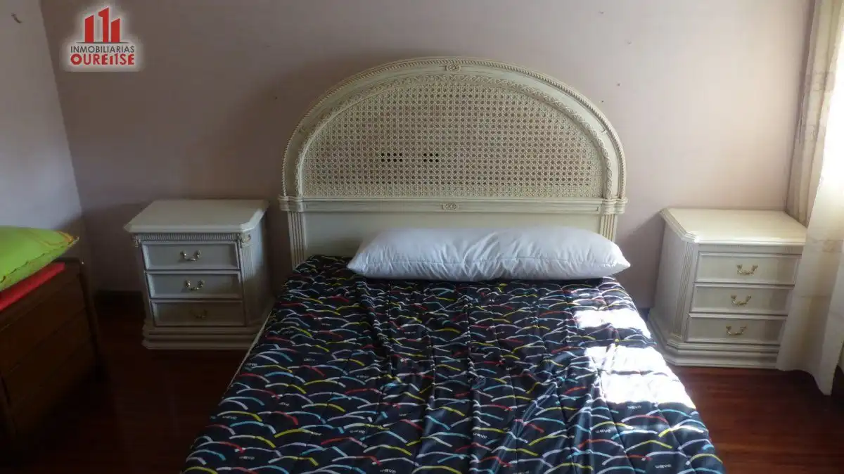 Bedroom of Houses for sale in Ourense Capital   with Heating, Terrace and Storage room