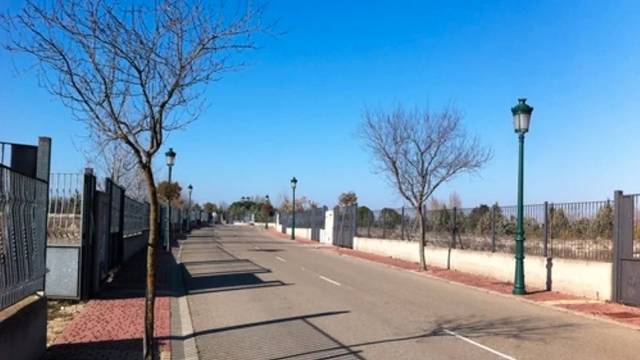 Terreno residencial en Venta en Calle Sierra de la Virgen en Augusta Golf - La Charluca