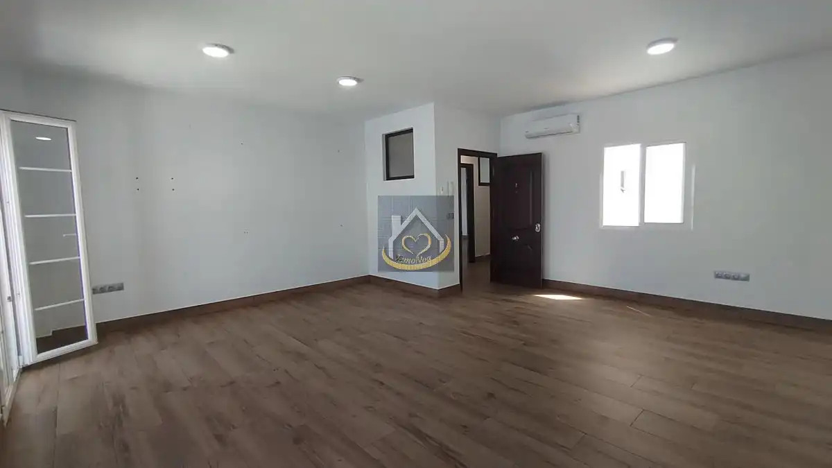 Office for rent in Cartaya  with Air Conditioner and Balcony