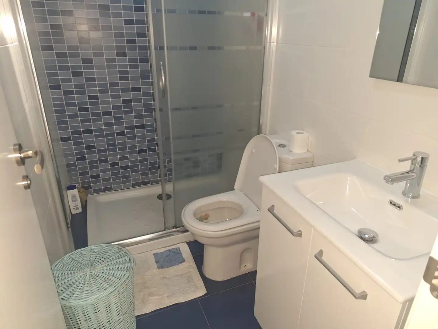 Baño de Ático en venta en Ribeira con Amueblado