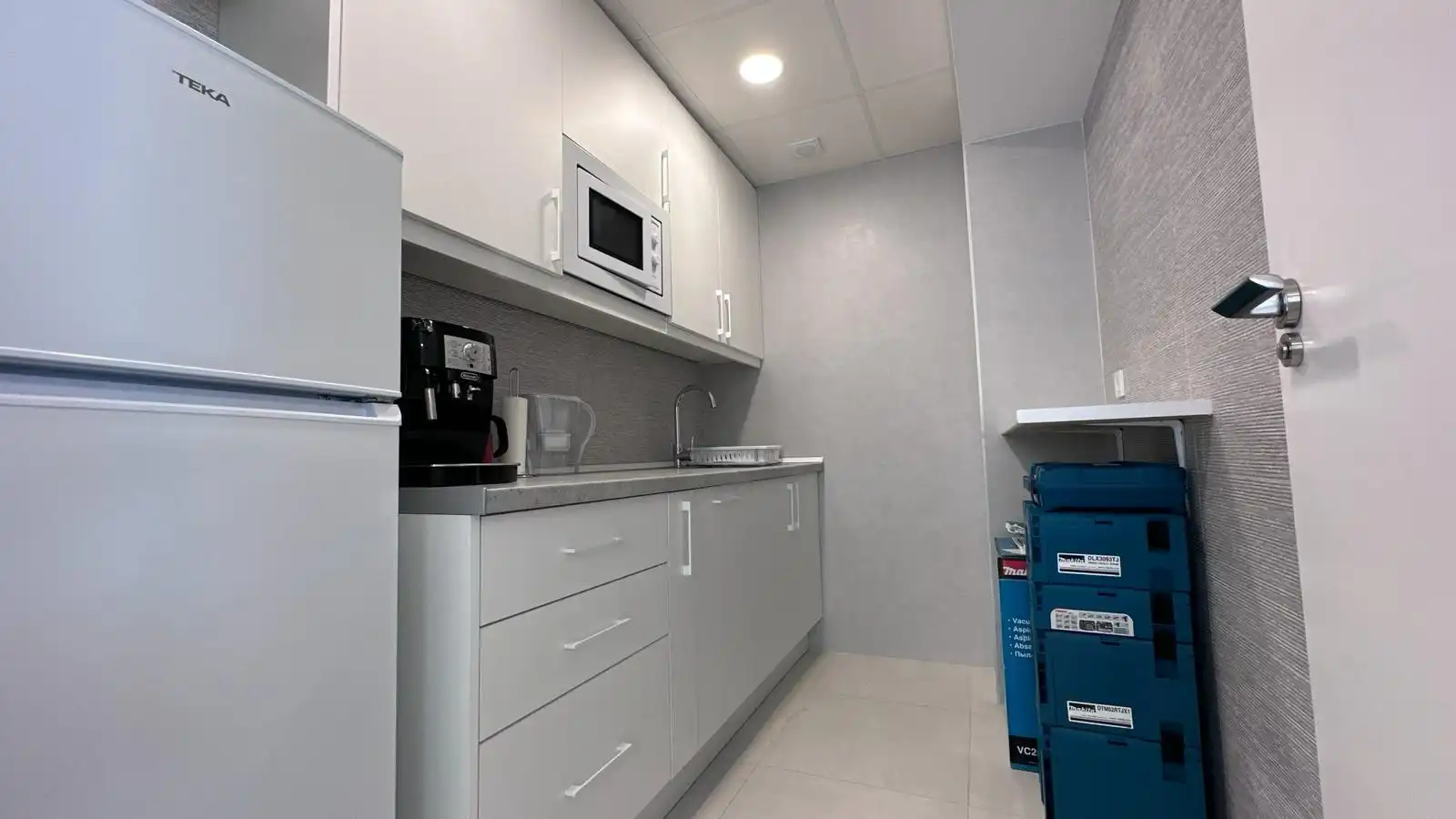 Cocina de Local en venta en Elche / Elx con Aire acondicionado