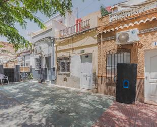 Vista exterior de Casa o xalet en venda en  Almería Capital