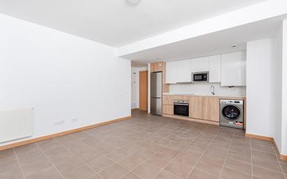 Flat for sale in Tres Cantos  with Storage room and Swimming Pool