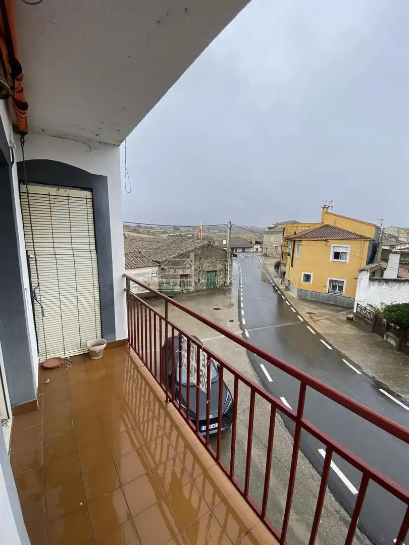 Vista exterior de Piso en venta en Santibáñez de Béjar con Terraza