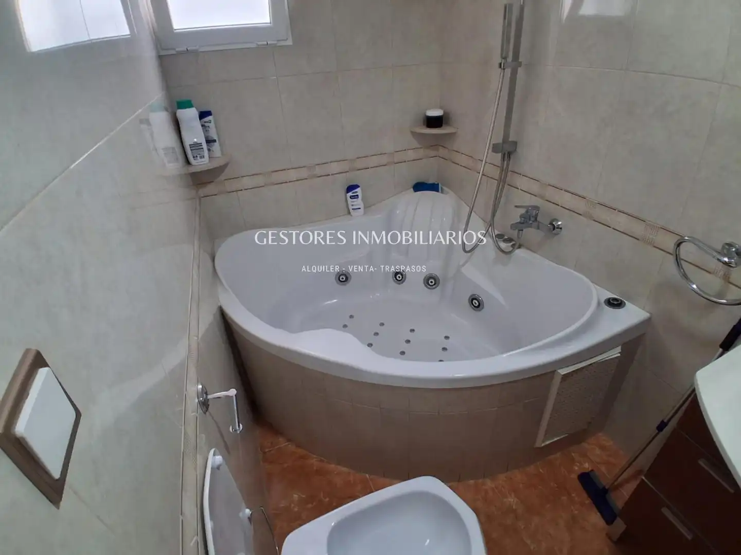 Baño de Ático en venta en Alcoy / Alcoi con Aire acondicionado y Amueblado