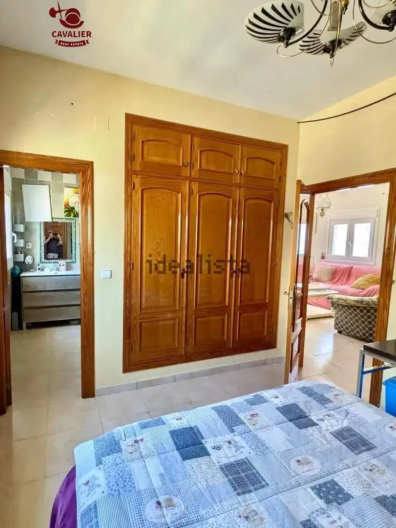 Dormitori de Casa o xalet en venda en Vélez-Málaga amb Aire condicionat, Terrassa i Traster