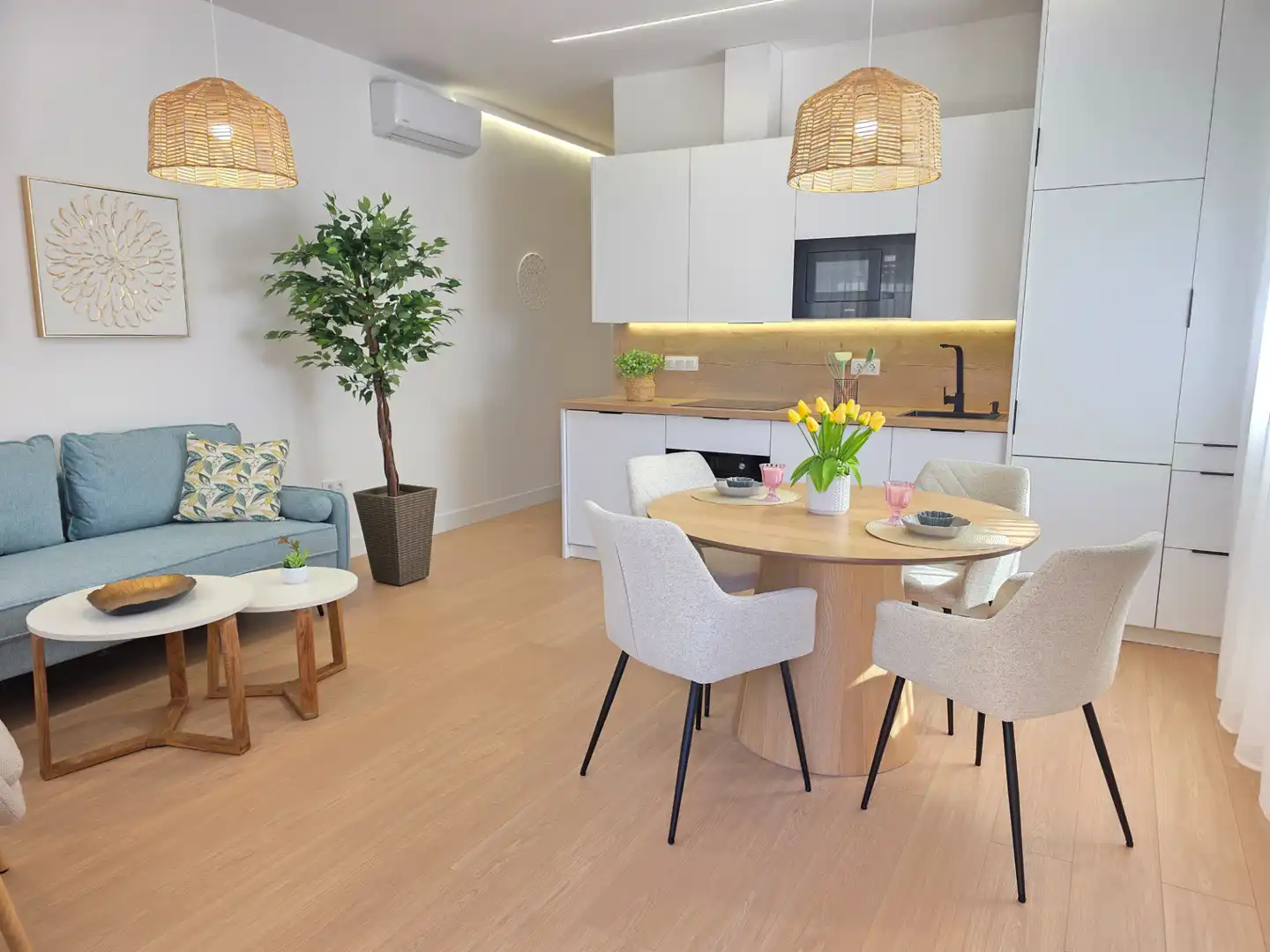 Sala de estar de Piso en venta en Granada con Aire acondicionado, Calefacción y Parquet
