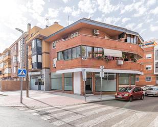 Vista exterior de Local de lloguer en Majadahonda amb Aire condicionat