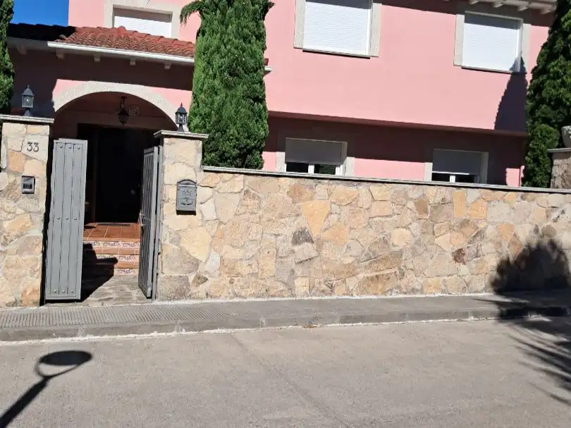 Xalet amb piscina en venda a Avenida de la Madre Maravillas 33, imagen 2