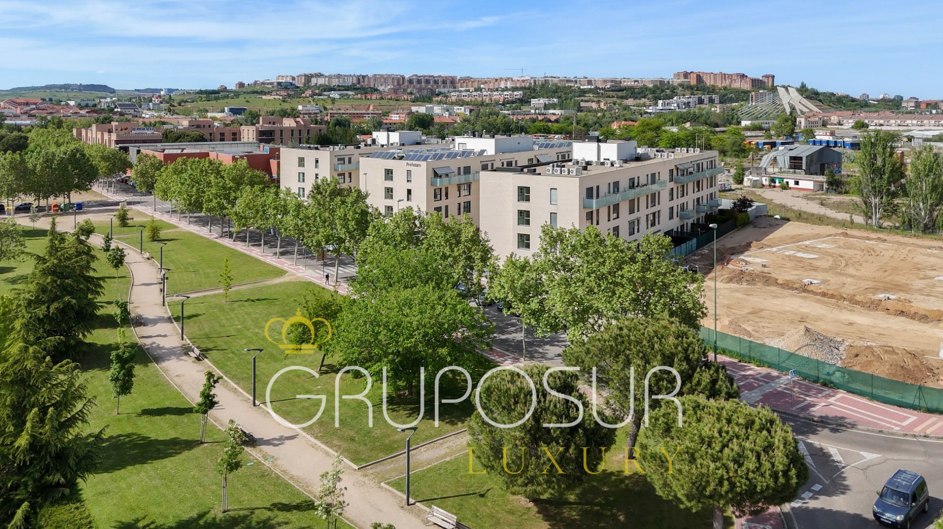 Vista exterior de Pis en venda en Valladolid Capital amb Calefacció, Jardí privat i Parquet