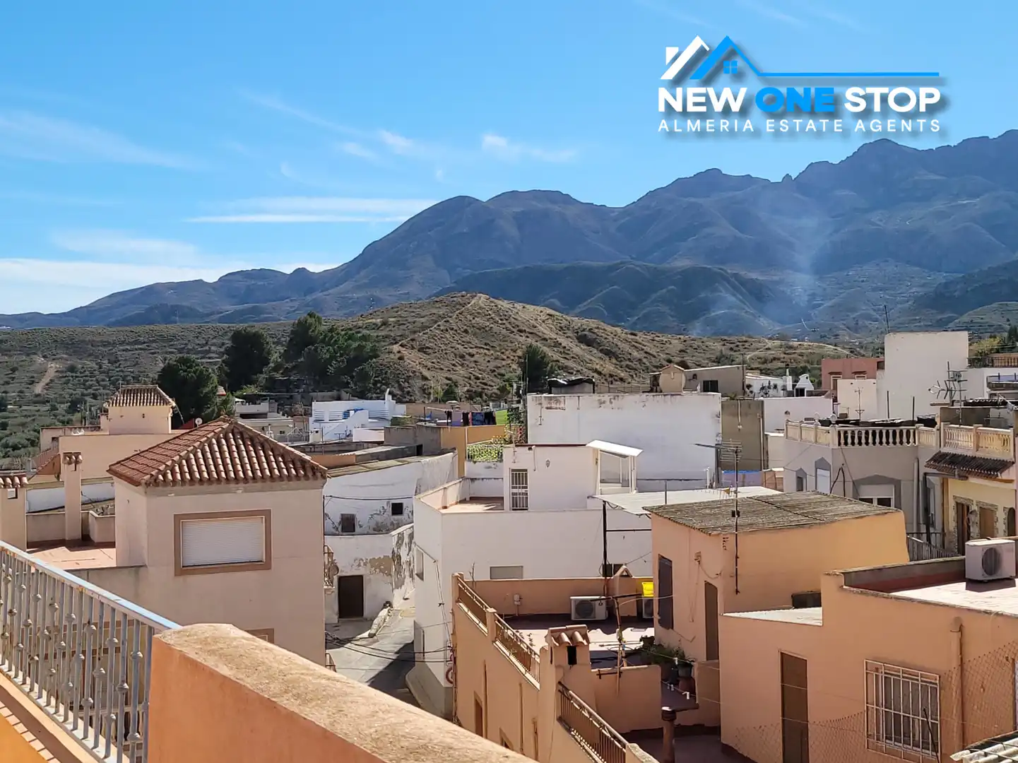 Vista exterior de Apartament en venda en Turre amb Aire condicionat, Calefacció i Moblat