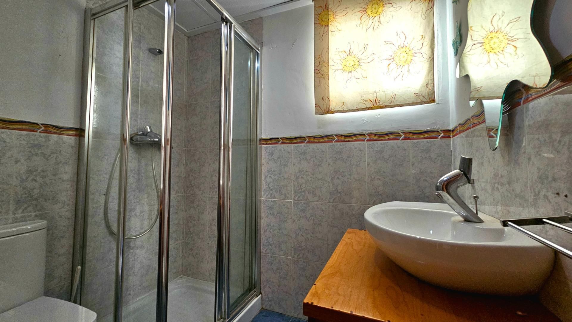 Bathroom of House or chalet for sale in Cartagena  with Air Conditioner, Balcony and Alarm