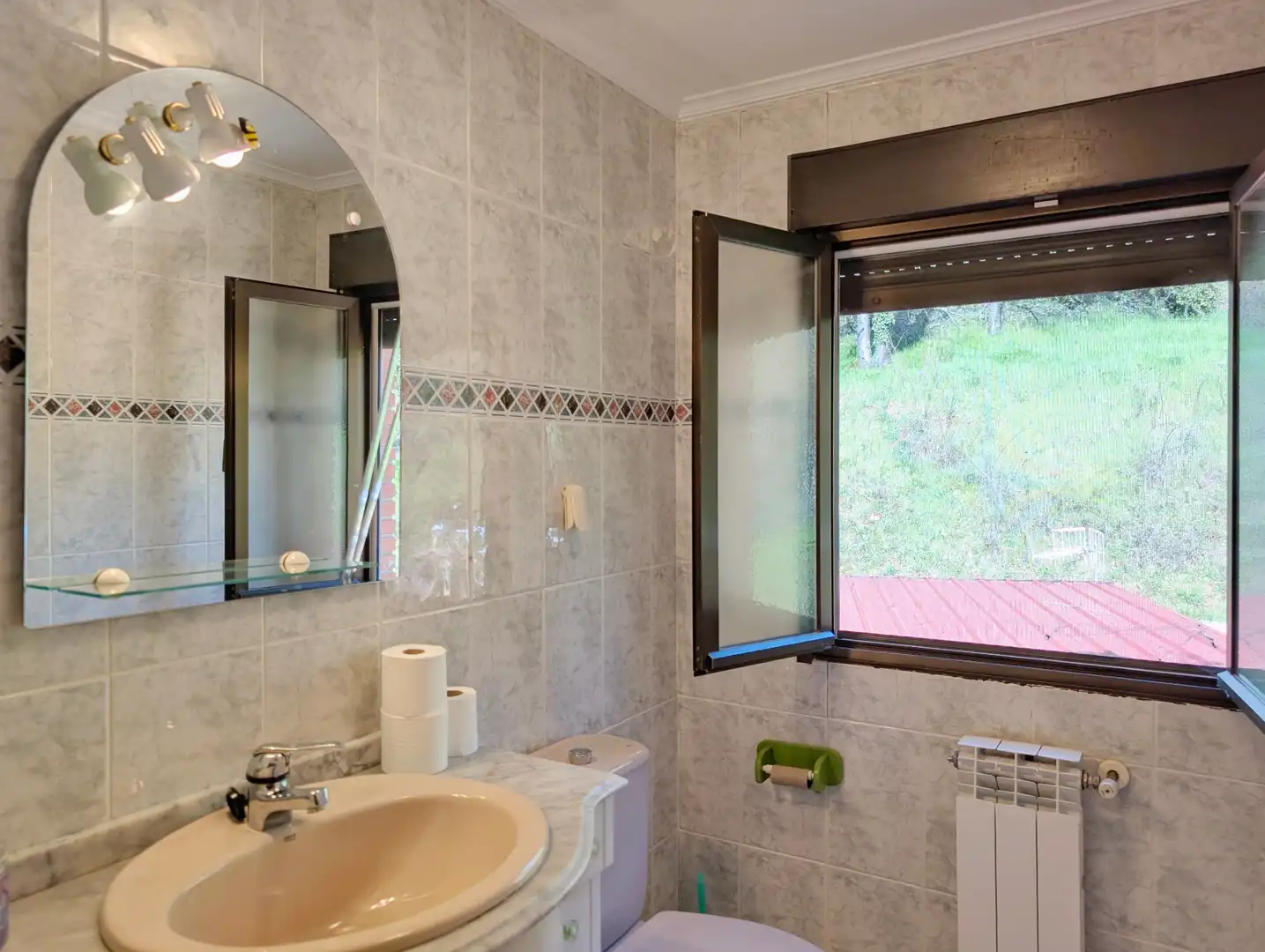 Baño de Casa o chalet en venta en Santurdejo con Calefacción, Jardín privado y Terraza