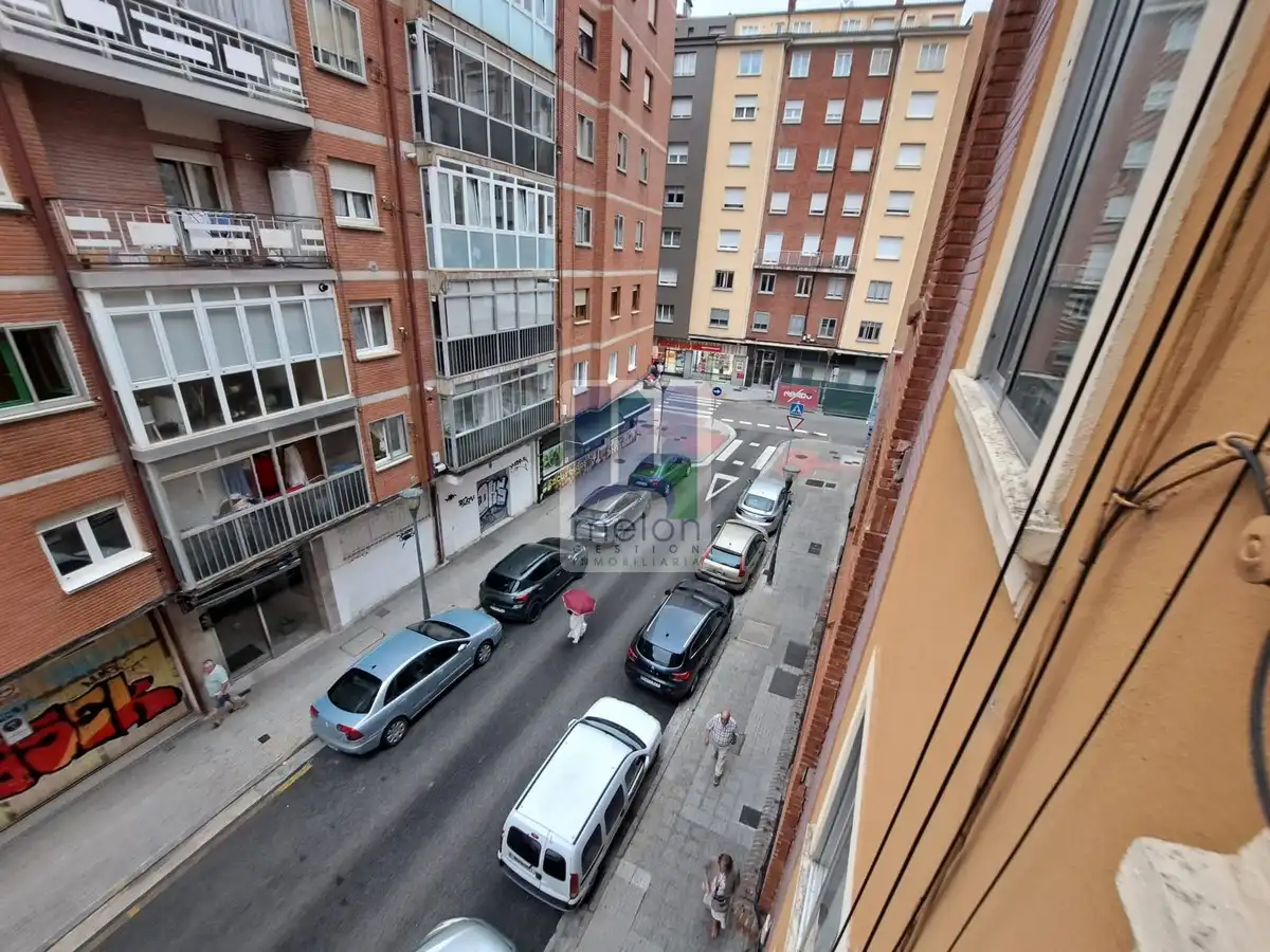 Außenansicht von Wohnung zum Verkauf in Burgos