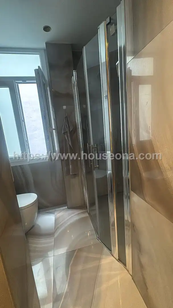 Baño de Piso en venta en Bilbao  con Calefacción y Amueblado