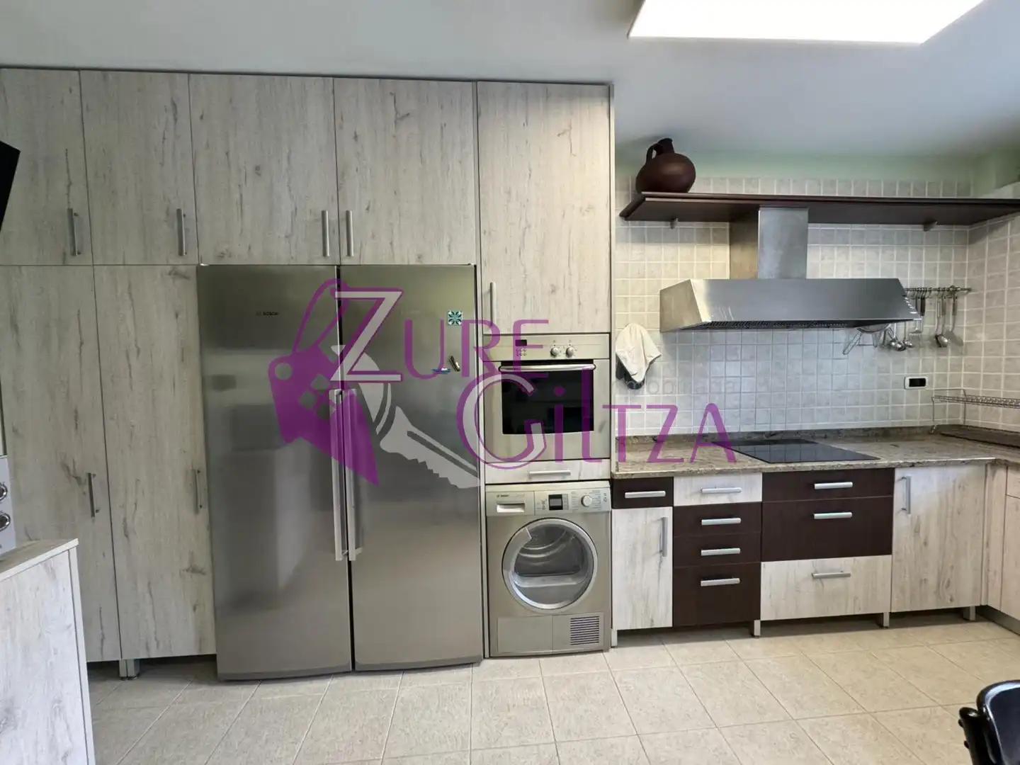 Cuina de Pis en venda en Durango amb Calefacció, Terrassa i Moblat