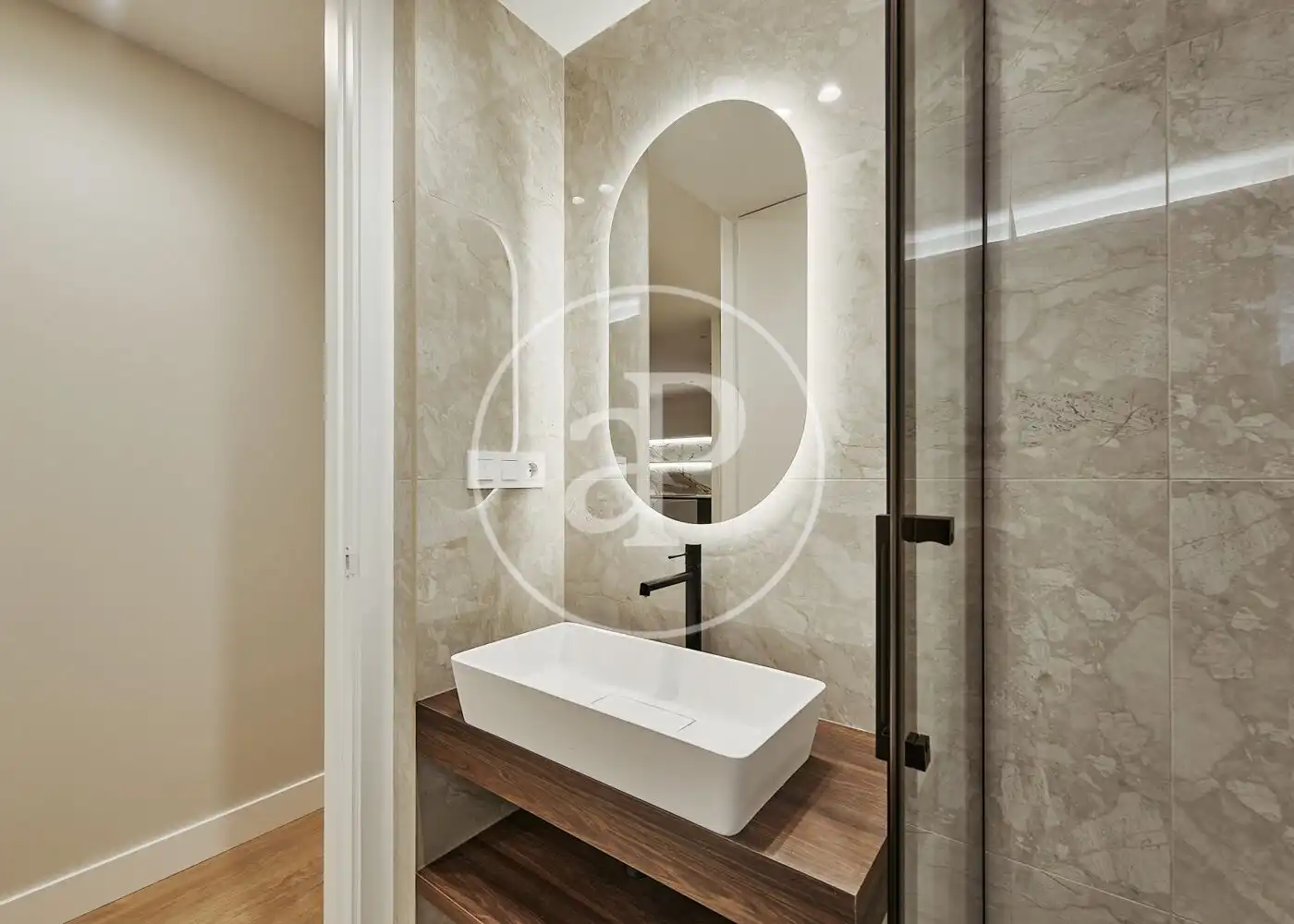 Baño de Piso en venta en Madrid con Aire acondicionado, Calefacción y Terraza