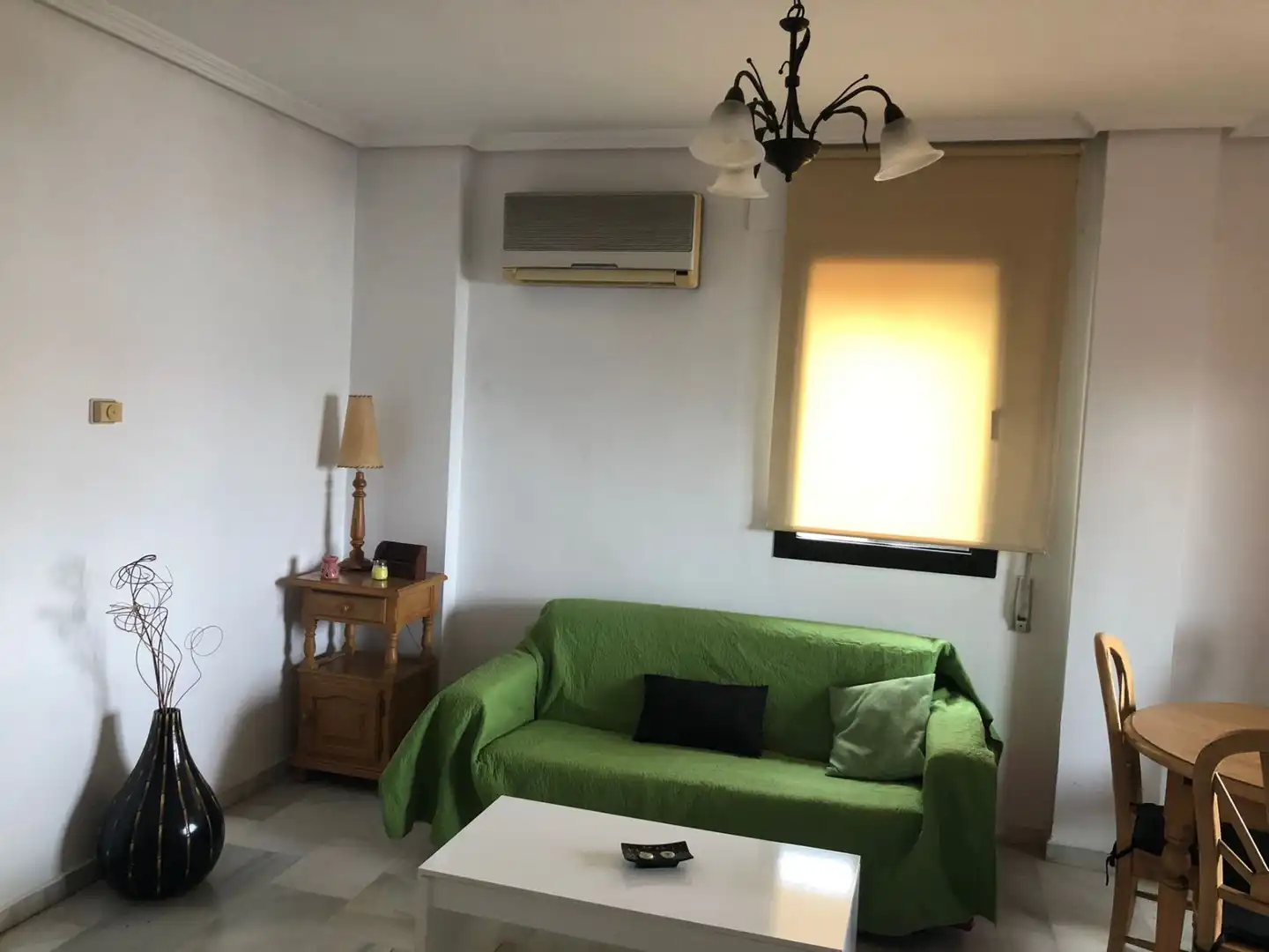 Sala de estar de Piso de alquiler en Algeciras con Amueblado
