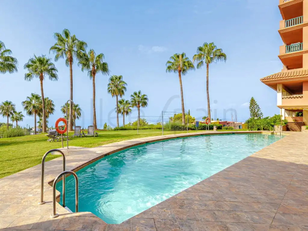 Piscina de Apartament en venda en Benalmádena