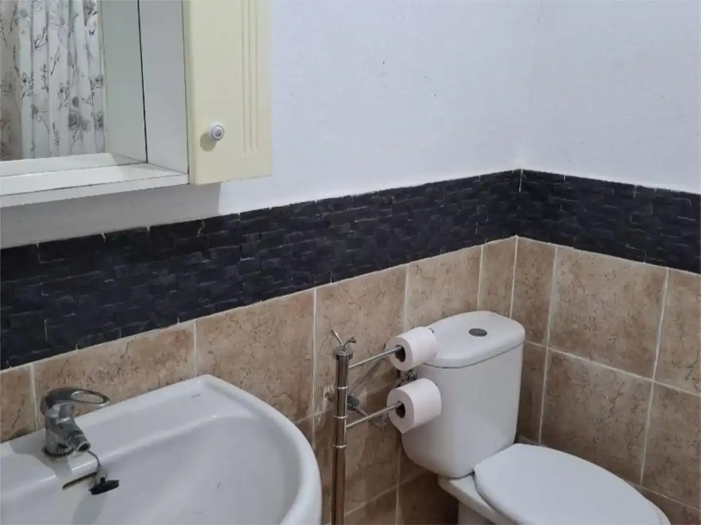 Bany de Casa o xalet en venda en Calzada de Calatrava amb Piscina i Balcó