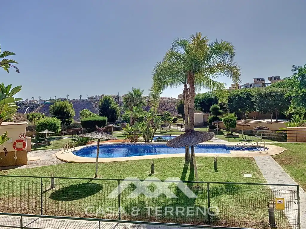 Adossat amb piscina en venda a Calle Celestina, imagen 40