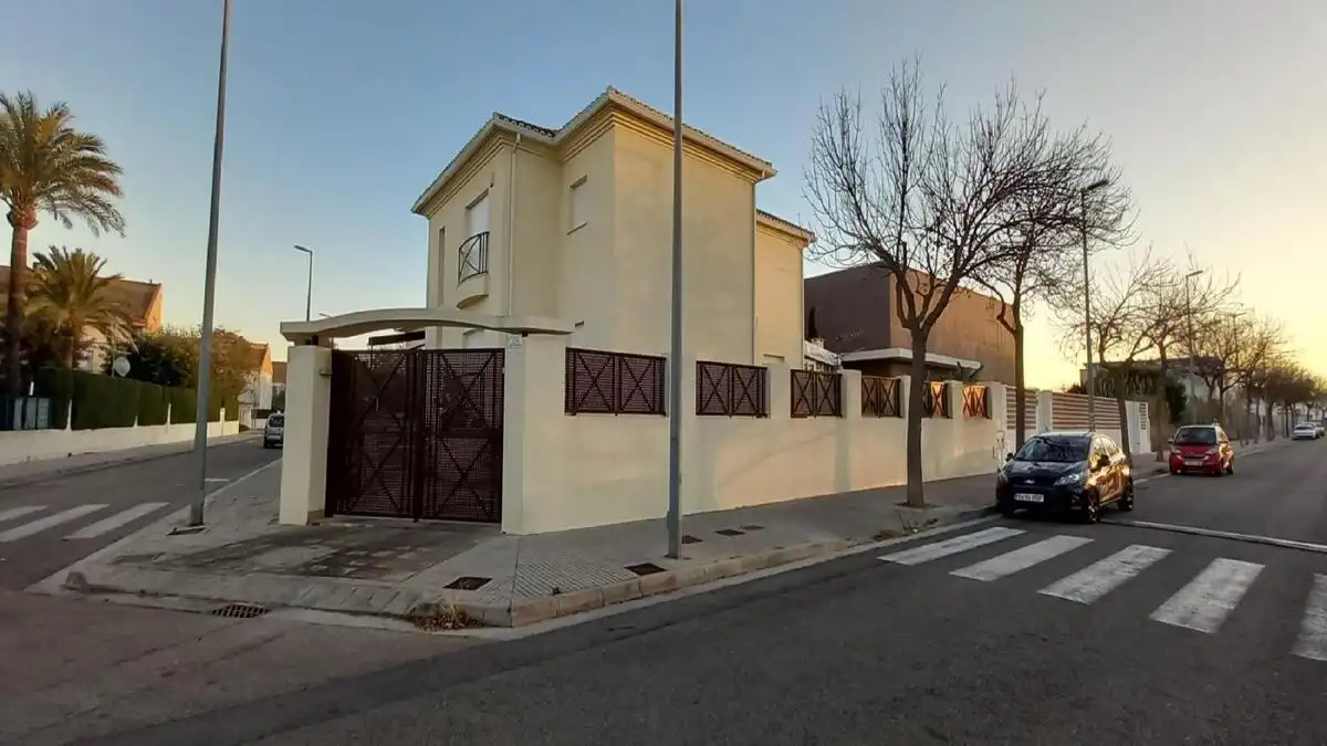 Casa o xalet en venda a RUPERT CHAPI, 2, Park Nord - Casona