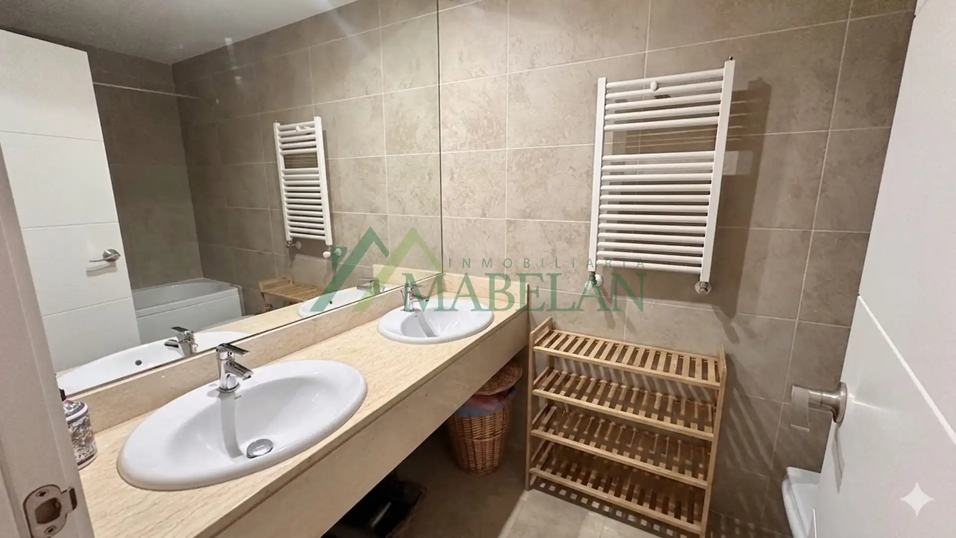 Baño de Piso de alquiler en Las Rozas de Madrid con Aire acondicionado, Calefacción y Terraza