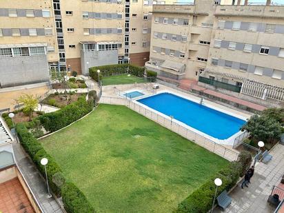 Piscina de Pis en venda en  Sevilla Capital amb Aire condicionat i Terrassa