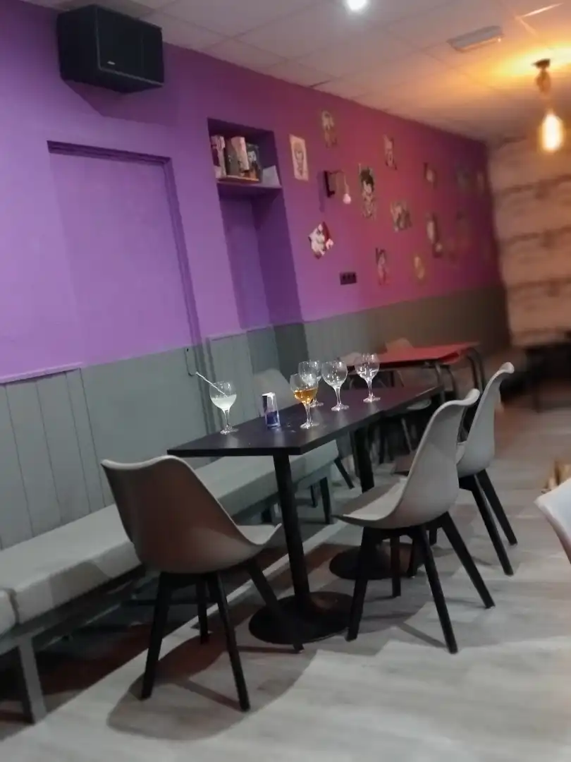 Local en venda en Valencia amb Terrassa, Moblat i Alarma