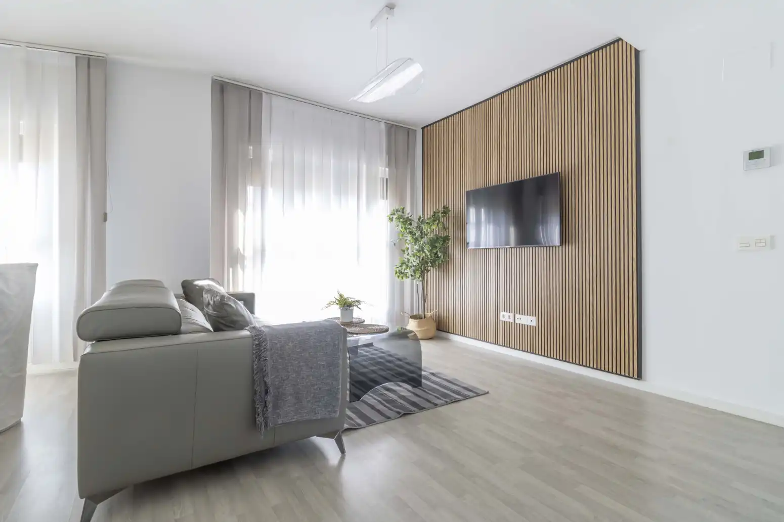 Sala de estar de Piso en venta en Sevilla con Aire acondicionado, Calefacción y Jardín privado