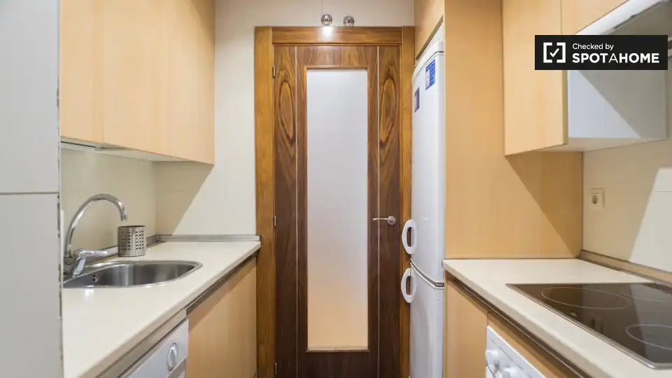 Flat for rent in Adelfas