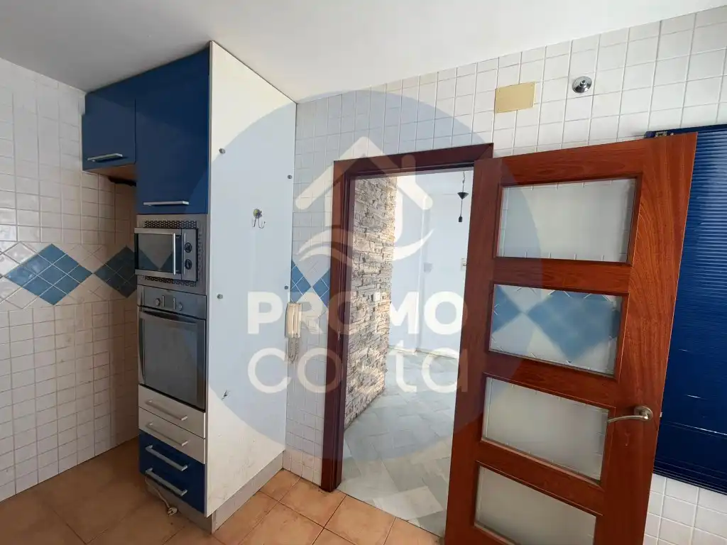 Kitchen of Flat for sale in Beas