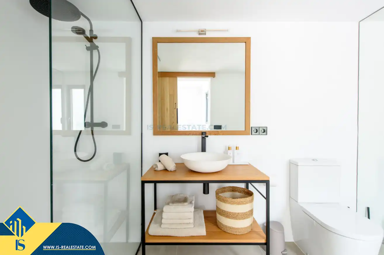 Baño de Casa o chalet en venta en Sant Josep de sa Talaia con Aire acondicionado, Calefacción y Jardín privado