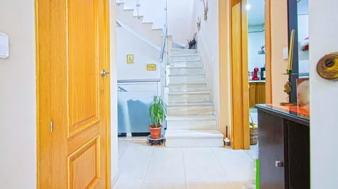 Foto 2 de Casa adosada en venta en Centro, Bormujos