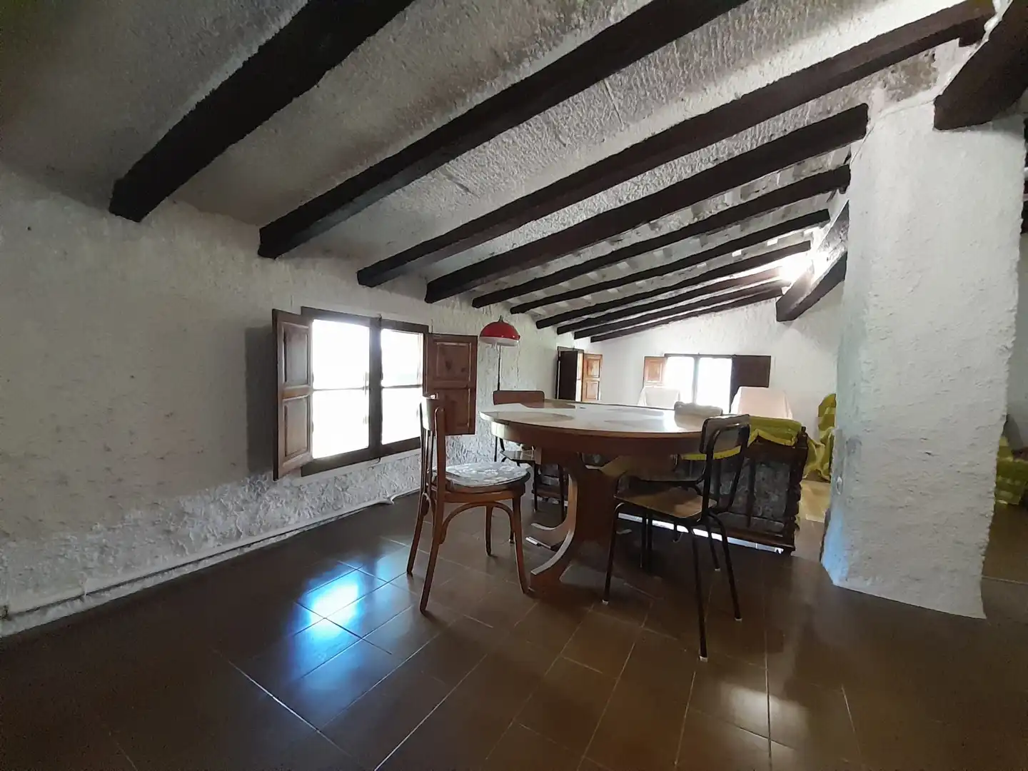 Comedor de Finca rústica en venta en La Vall de Bianya con Calefacción, Terraza y Trastero