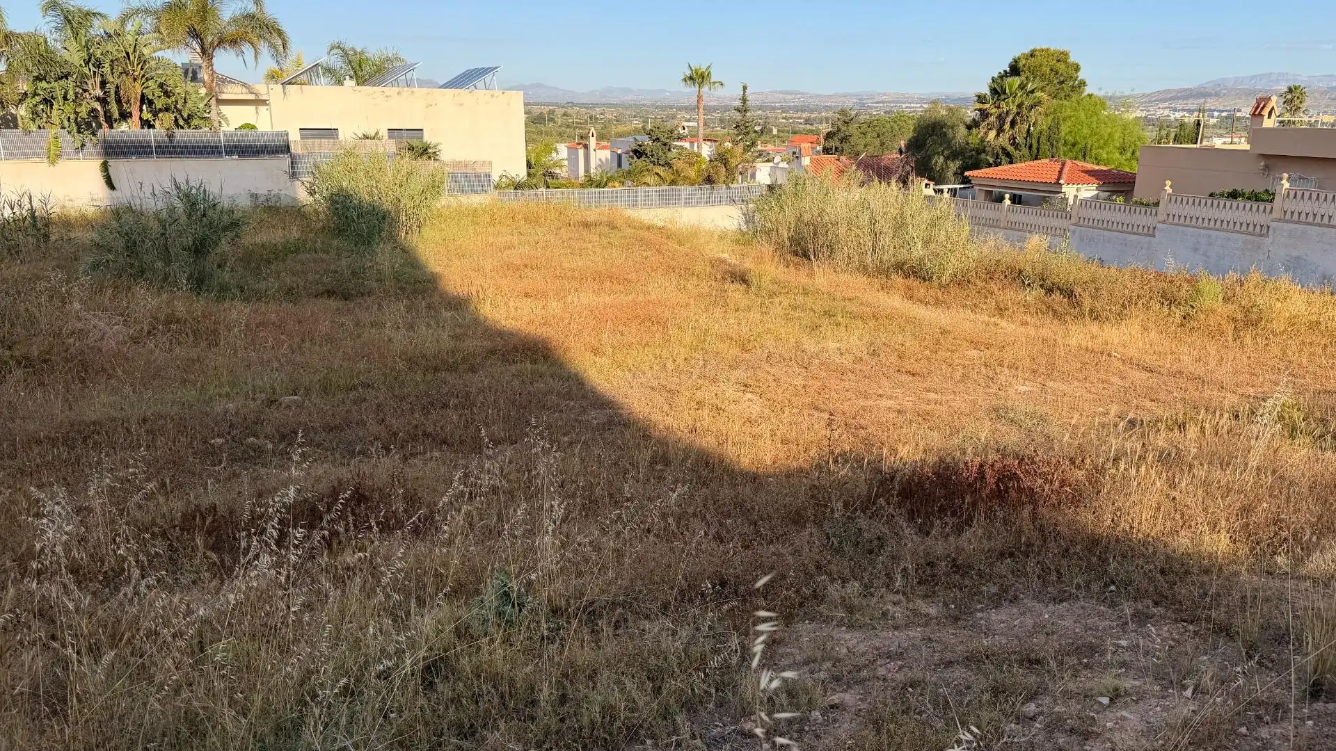 Terreno residencial en venta en Los Arenales del Sol, imagen 8