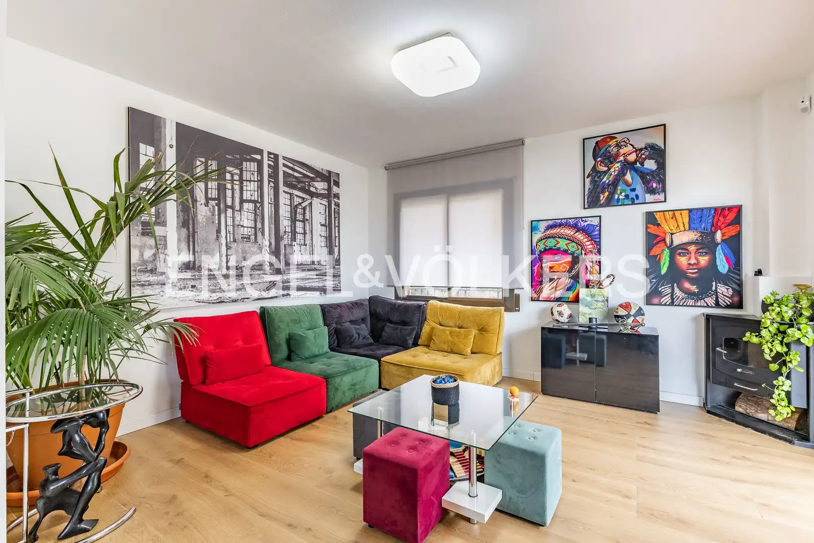 Sala de estar de Casa adosada en venta en Terrassa con Aire acondicionado, Calefacción y Jardín privado