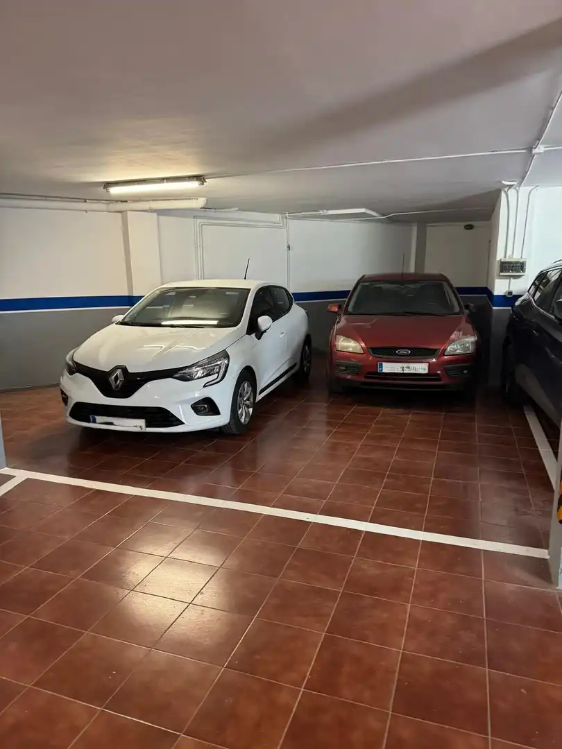 Aparcament en venda a Avda de Madrid - Pº de la Estación, imagen 3