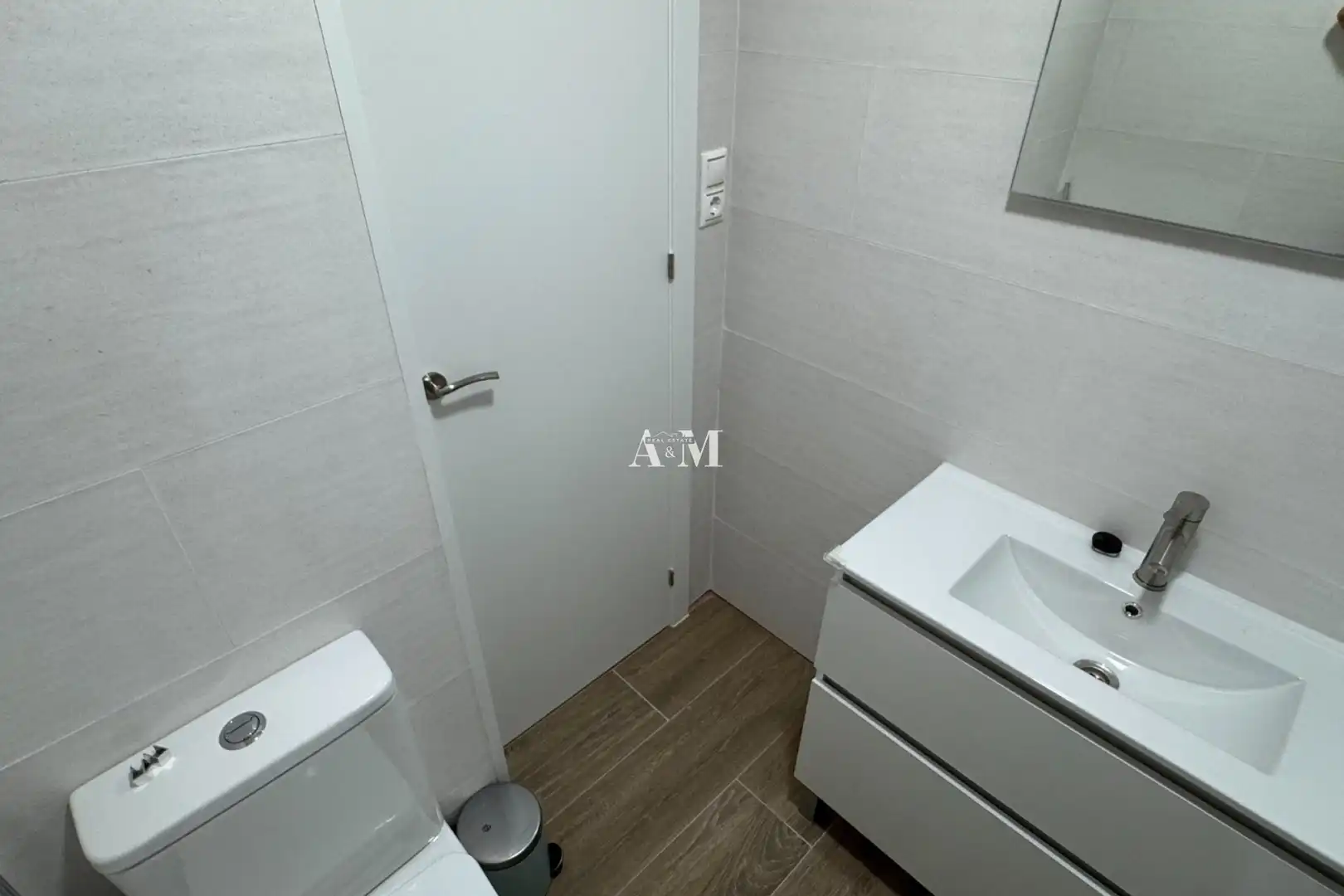 Bathroom of Flat for rent in Orihuela  with Terrace, Furnished and Washing machine