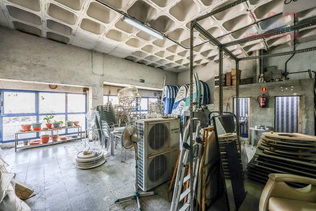 Nave industrial en Venta en Valdebebas - Valdefuentes
