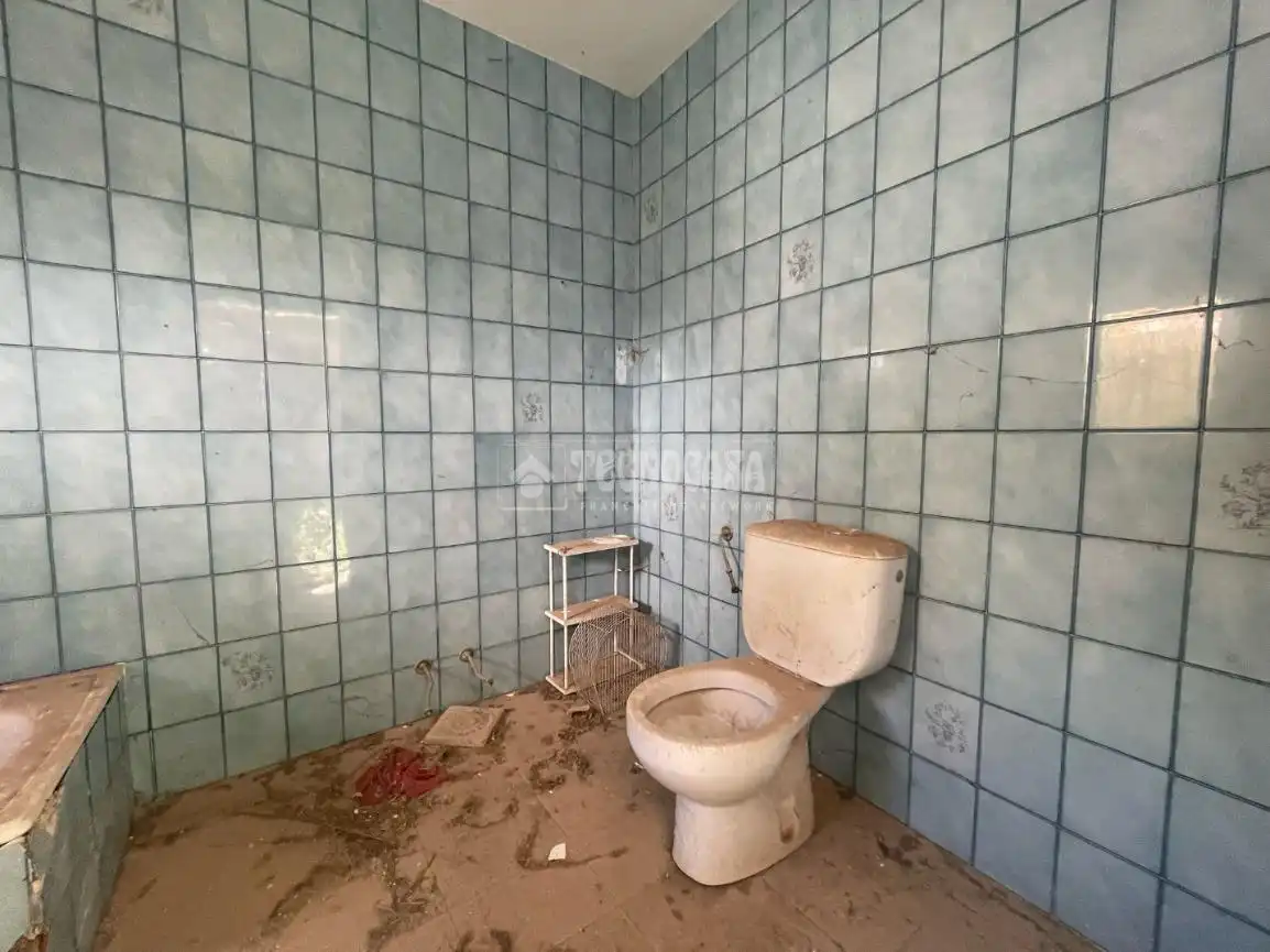 Badezimmer von Residential zum Verkauf in Osuna
