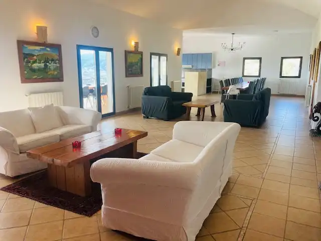 Inmuebles singulares con piscina en venta en Alozaina, imagen 8