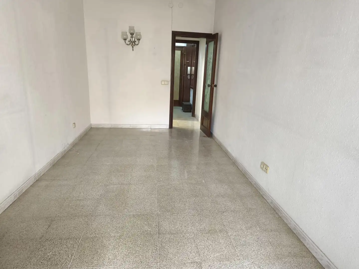 Erdgeschoss zum Verkauf in Barcelona